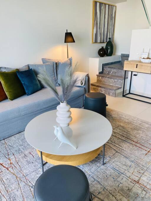 Luxury Maisonette With Shared Pool Αθήνα Εξωτερικό φωτογραφία