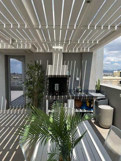 Luxury Maisonette With Shared Pool Αθήνα Εξωτερικό φωτογραφία